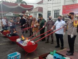 Kejaksaan Negeri Lampung Selatan Gelar Pemusnahan Barang Bukti Tindak Pidana Umum 