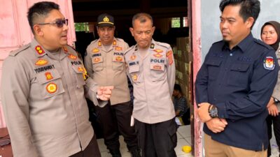 Kapolres Lampung Selatan Pantau Pelipatan Kertas Surat Suara di Gor Kalianda