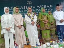 Ketua Umum PP Muslimat NU Hadiri Pengajian Akbar di Kalianda