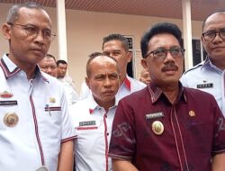 305 THLS Terima SK Perpanjangan Kontrak
