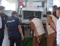 Polres Lamsel Lakukan Pemeriksaan Ketat di SPBU Jelang Libur Lebaran 2024