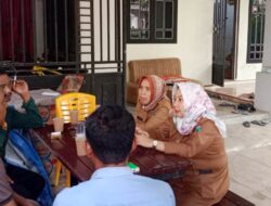 Kadis Pariwisata Lamsel dan Rio By The Beach Kunjungi Keluarga Korban Tenggelam di Tulang Bawang