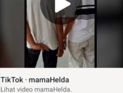 Heboh!! Seorang Ibu Minta Keadilan Kepada Presiden dan Kapolri