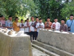 Punggawa Keratuan Darah Putih Serahkan 12 Tuping di Desa Kuripan