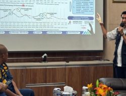 Monitoring Posko Nataru di Pelabuhan Bakauheni, Wamenhub : Arus Penyeberangan Jawa-Sumatera Aman dan Lancar