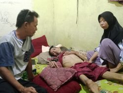Menahan Sakit, Aliyan Penderita Usus Bocor Minta Bantuan Kepemerintah