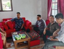 Camat Kalianda Ruris Apdani Kunjungi Warga Yang Sakit