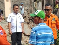 Gerak Cepat Camat Kalianda Sambangi Rumah Warga yang Roboh Akibat Hujan Deras