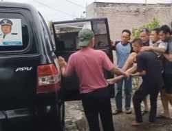 Berikan Pelayanan Terbaik Buat Warganya, Pemdes Tajimalela Antar Warga Berobat ke Bandar Lampung